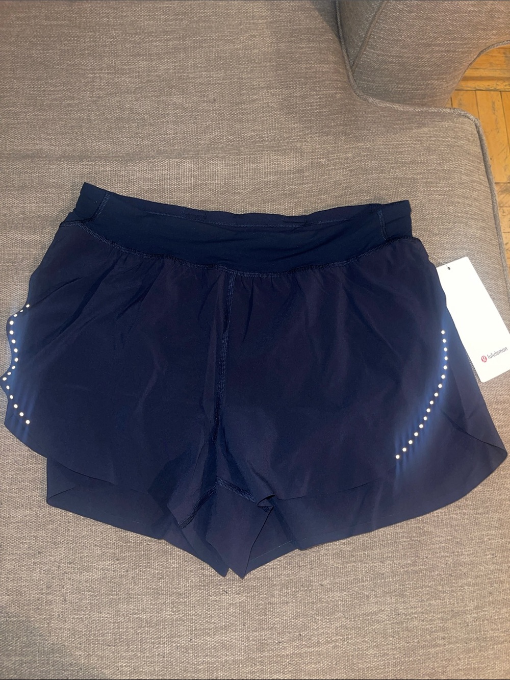 LULULEMON HIGH RISE WOMEN SHORT